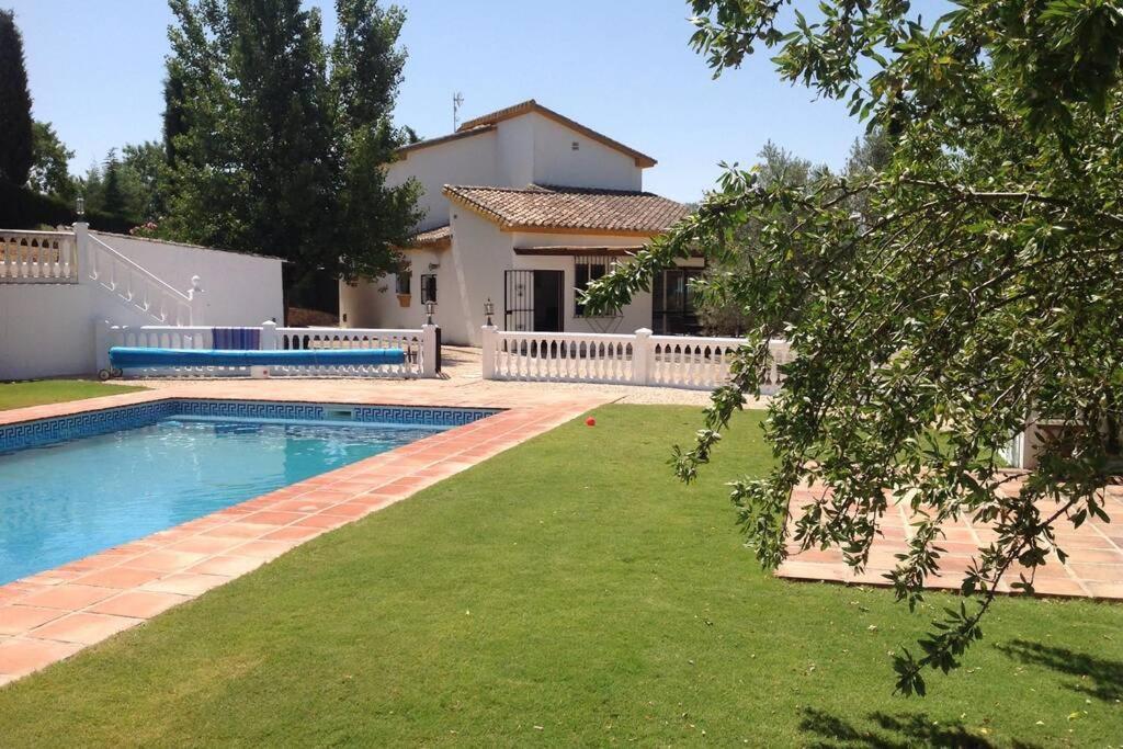 Villa Finca Los Abetos Villanueva del Rosario Exterior foto